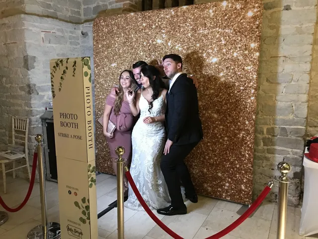 wedding photo booth setup